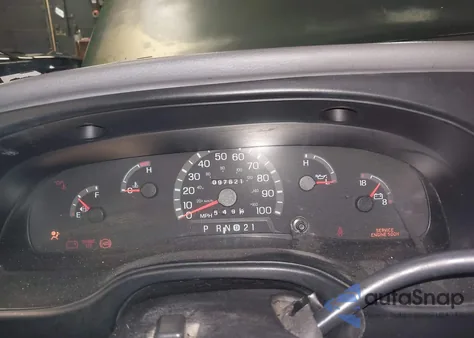 2000 Ford E-350 Super Duty Xl/Xlt z USA, uszkodzony, nr VIN 1FBSS31L1YHB40587